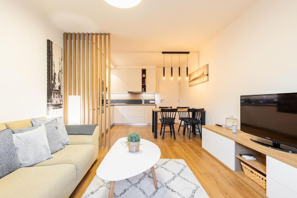 Bnb Slovakia Nivy Bliss Retreat Bratislava Luaran gambar